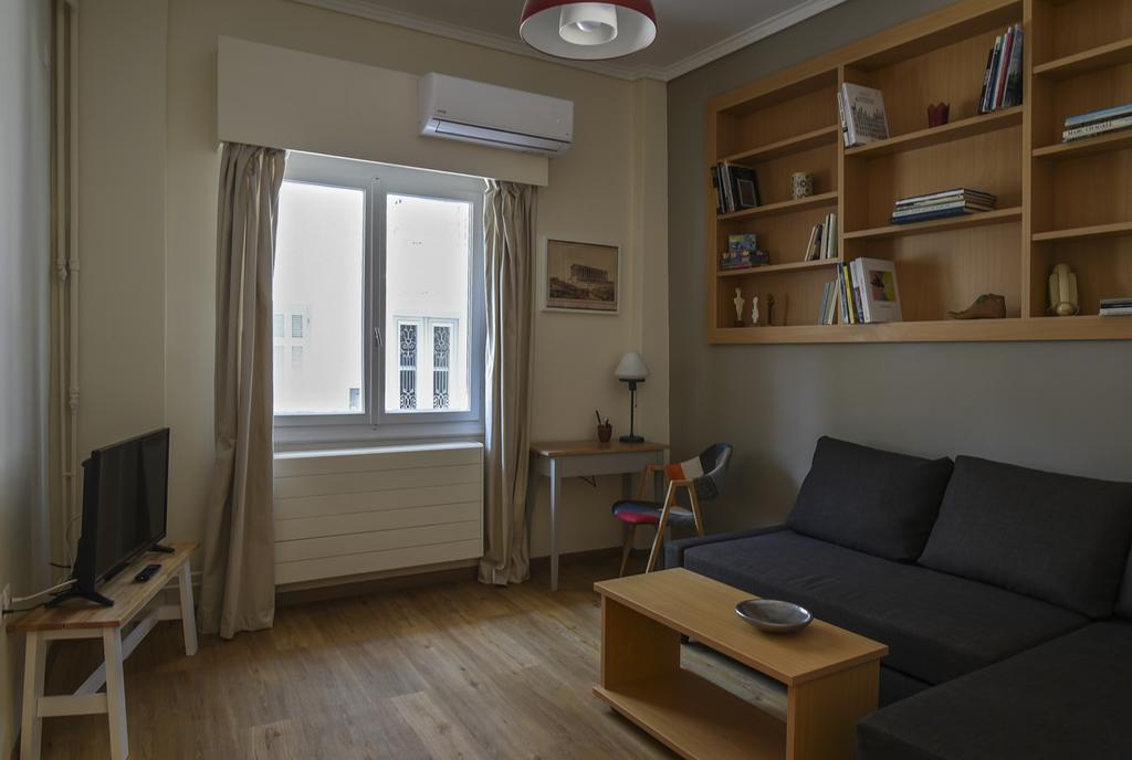 Miranda'S Apartment In Thissio Αθήνα Εξωτερικό φωτογραφία